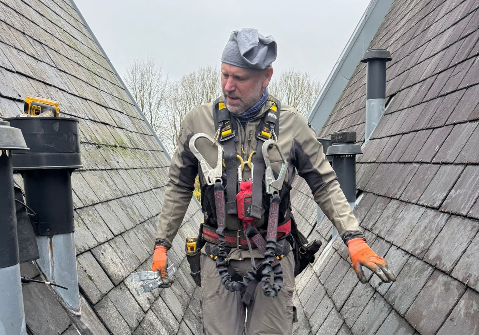 Leisteen daken met Li