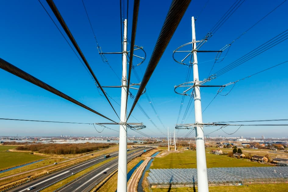 The-Netherlands-TenneT-Opens-New-Renewable-Energy-Highway