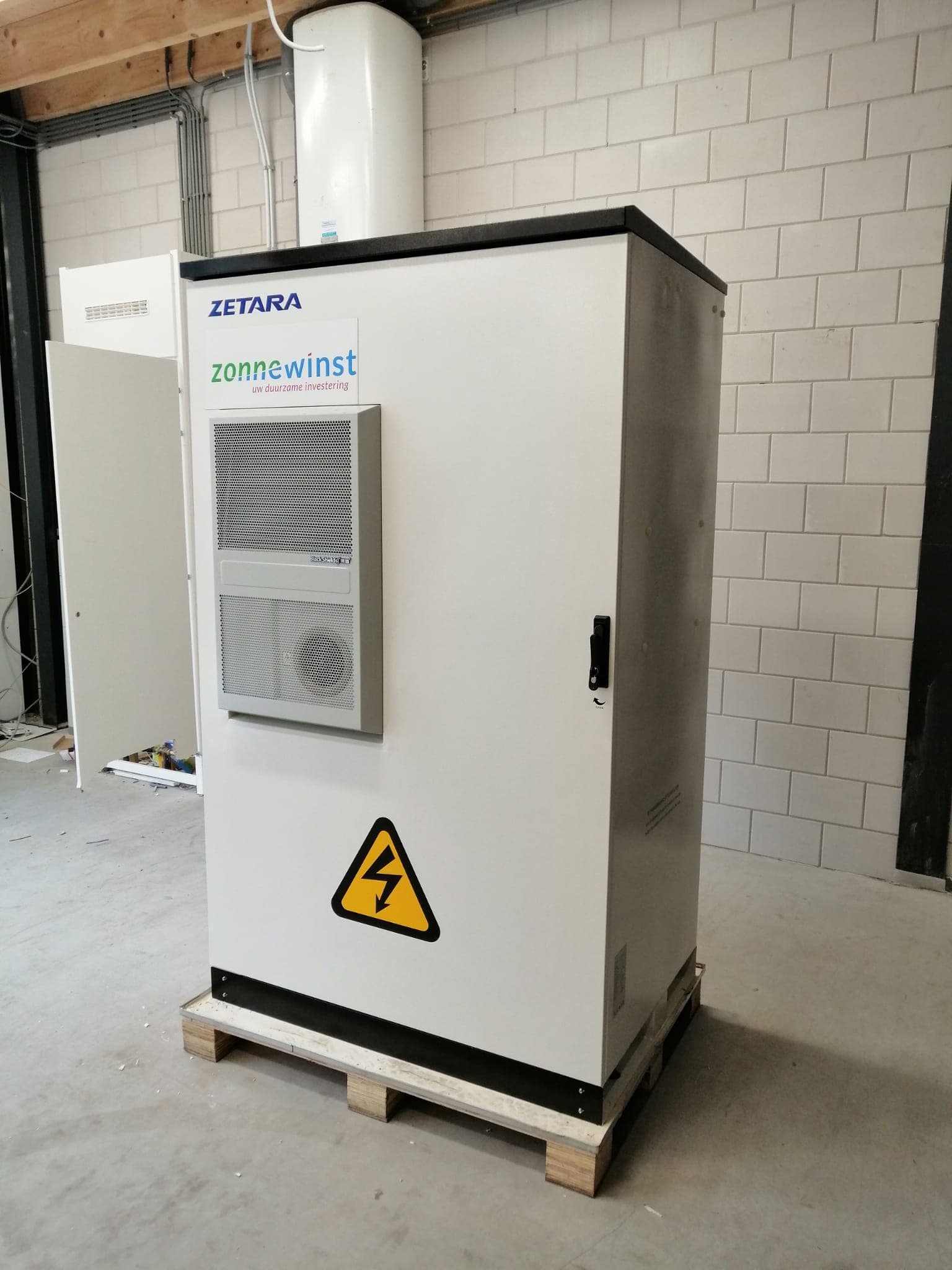 Zetara Power 100 kWh batterij bij Zonnewinst